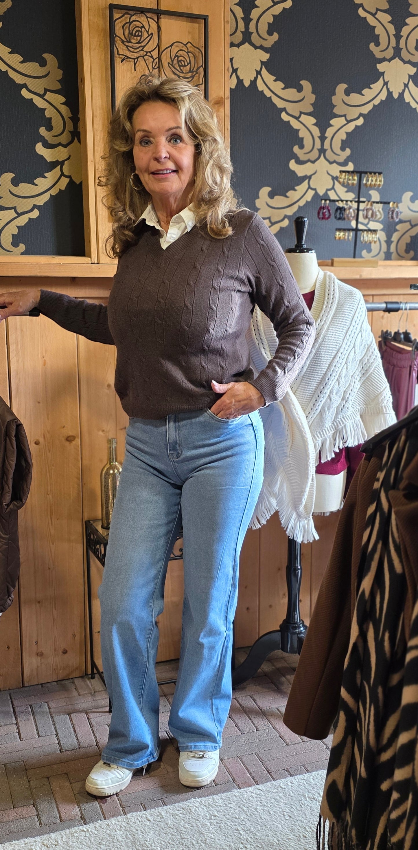 Iz Naiz sweater. Uitverkocht